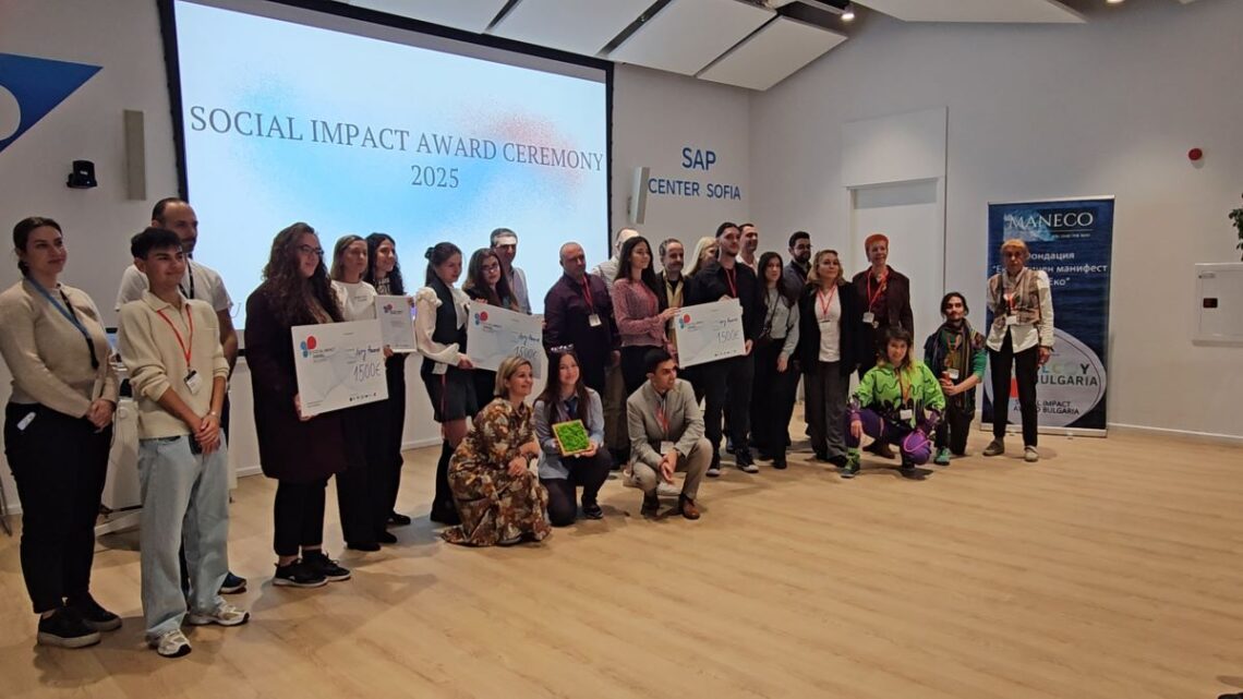 Проекти за пречистване на въздуха чрез мъх, граждански бюджети и съхраняване на дъждовна вода са победителите в първите у нас Награди за социално въздействие Проекти за пречистване на въздуха чрез мъх, граждански бюджети и съхраняване на дъждовна вода са победителите в първите у нас Награди за социално въздействие